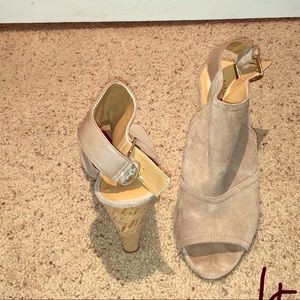 Nine West heels size 8.5